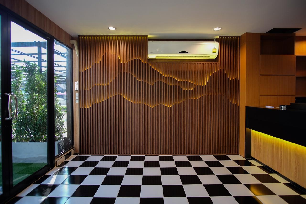 The O-Zone Airport Inn Bangkok Exterior photo