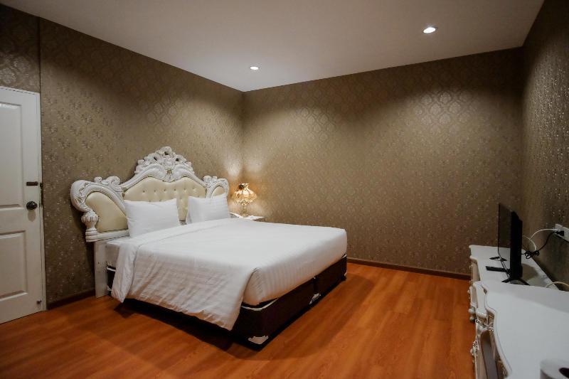 The O-Zone Airport Inn Bangkok Exterior photo